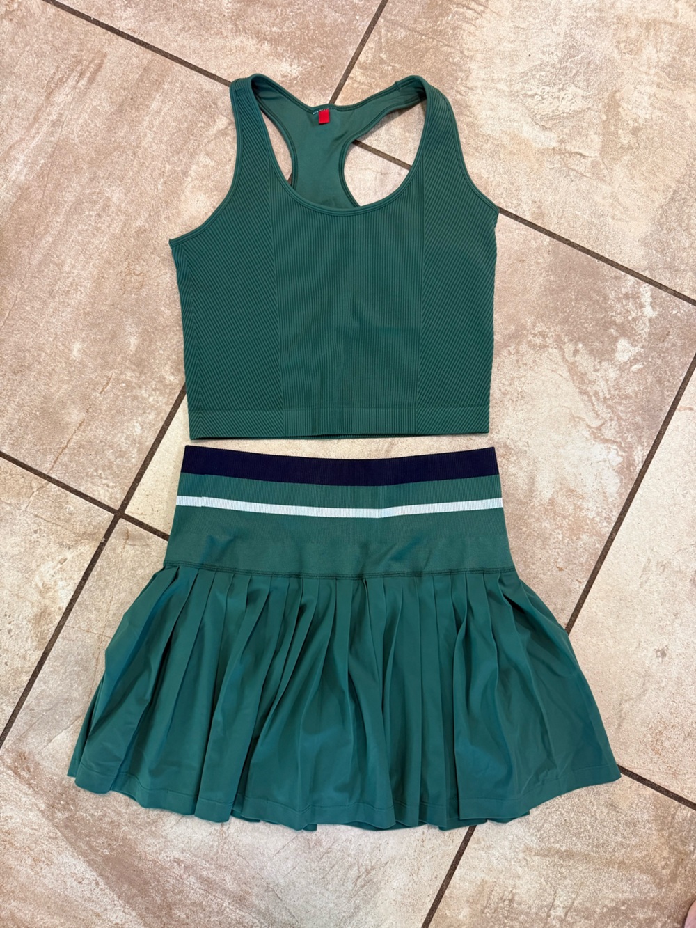Wilson Green Midtown Tennis Set - L